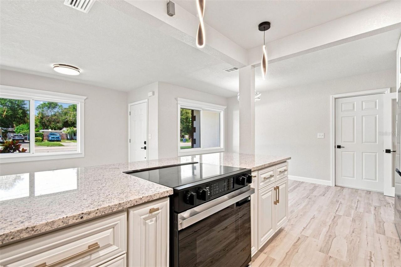 4441 16th Street N, Saint Petersburg, FL 33703 Photo