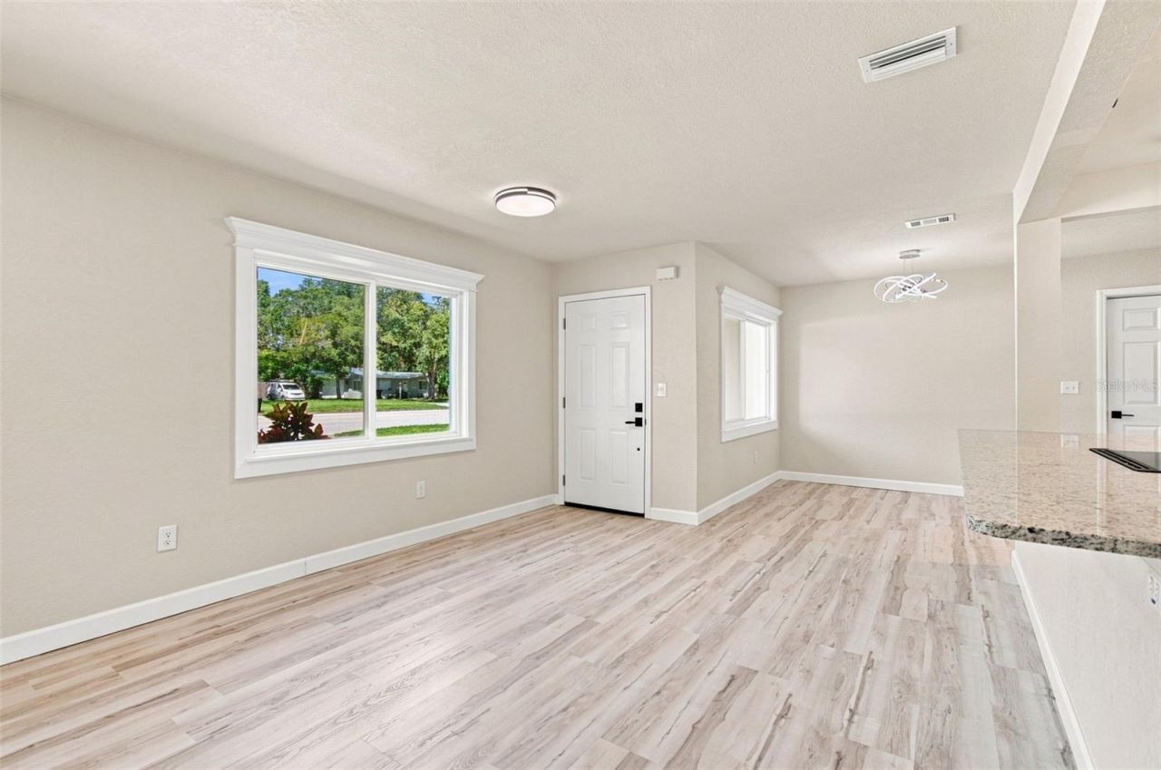 4441 16th Street N, Saint Petersburg, FL 33703 Photo
