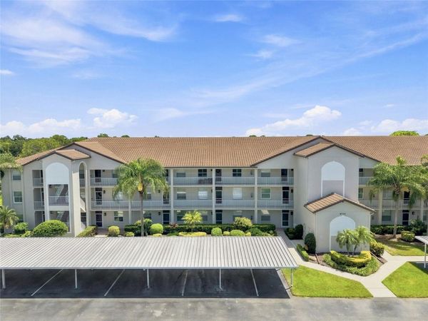 8735 OLDE HICKORY AVENUE , Unit 8304, SARASOTA, FL 34238
