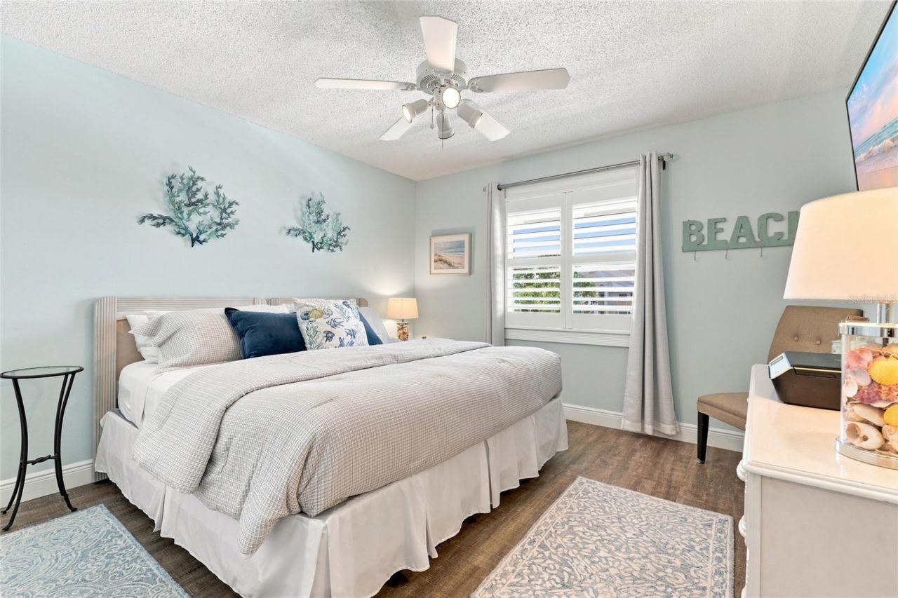 8735 Olde Hickory Avenue , Unit 8304, Sarasota, FL 34238 Photo