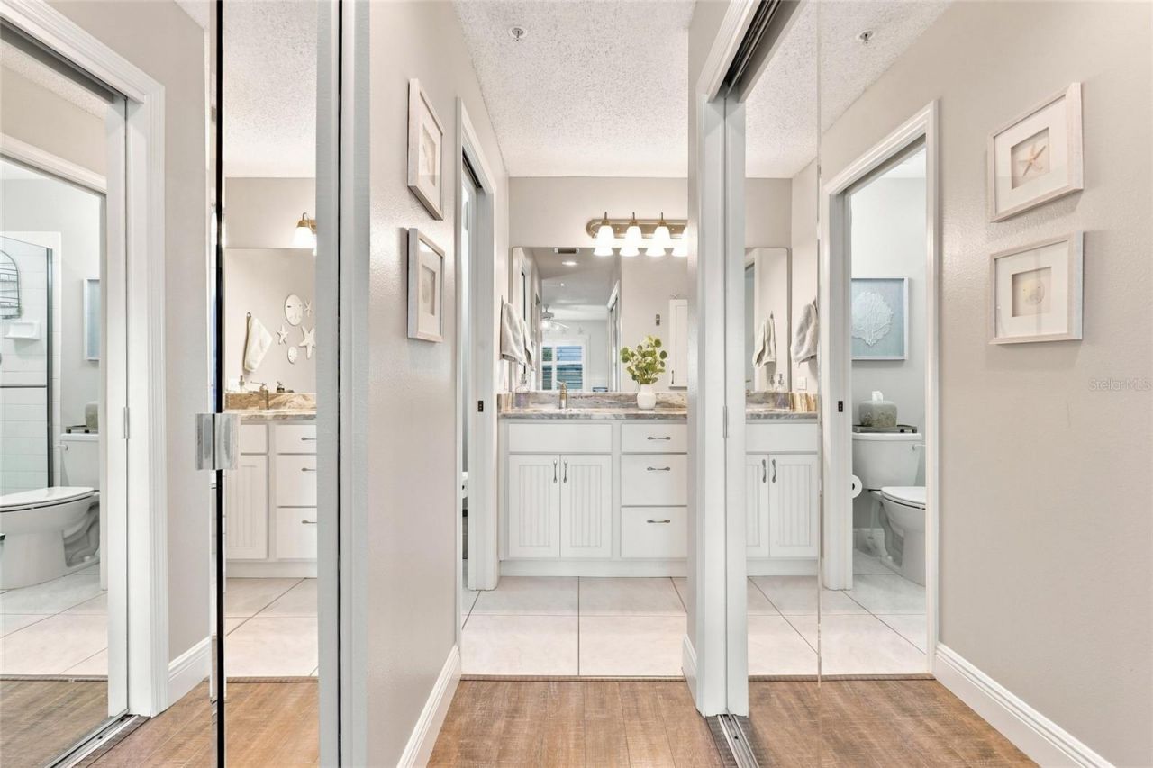 8735 Olde Hickory Avenue , Unit 8304, Sarasota, FL 34238 Photo