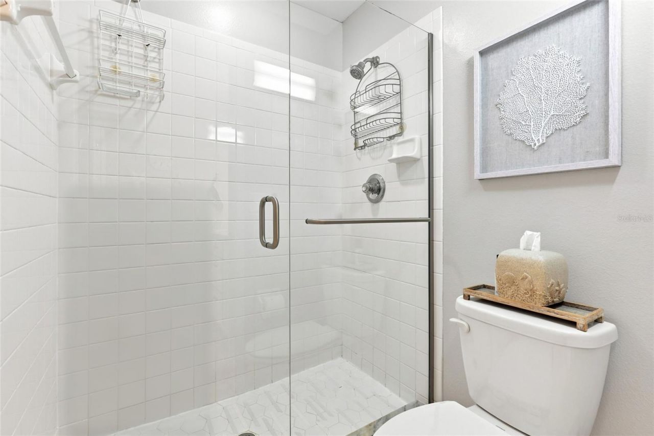 8735 Olde Hickory Avenue , Unit 8304, Sarasota, FL 34238 Photo