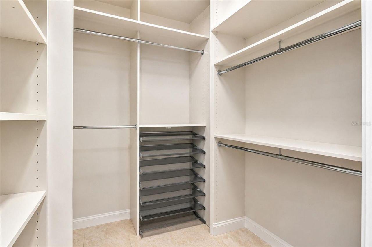8735 Olde Hickory Avenue , Unit 8304, Sarasota, FL 34238 Photo