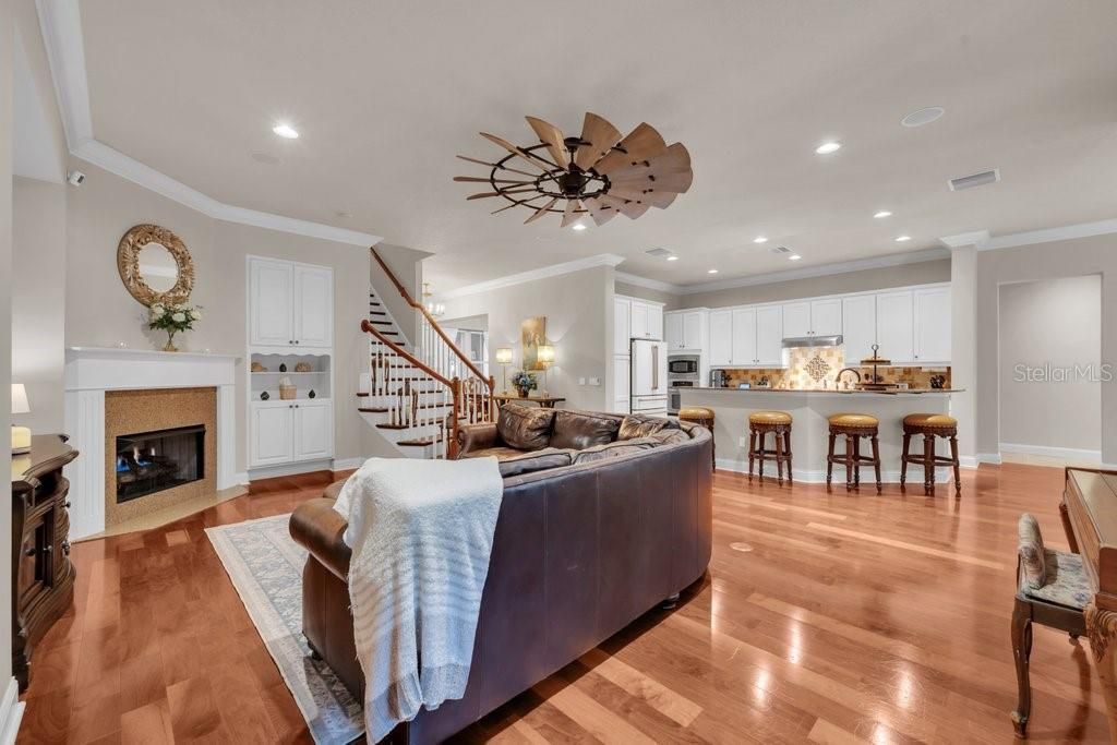 16012 Ternglade Drive , Lithia, FL 33547 Photo