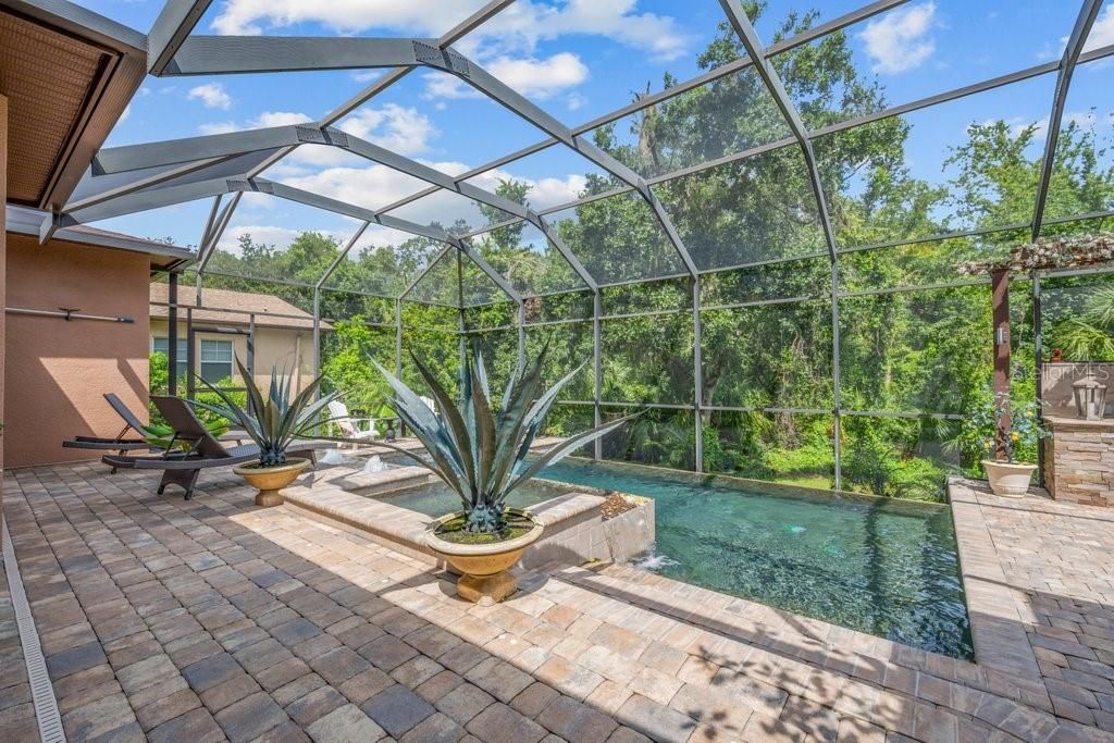 16012 Ternglade Drive , Lithia, FL 33547 Photo
