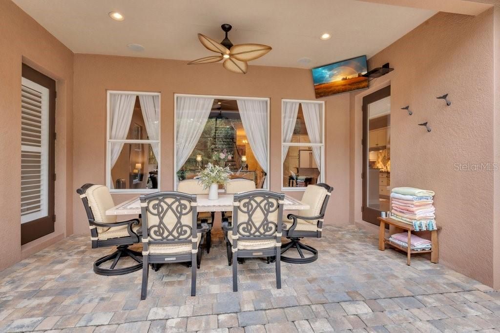 16012 Ternglade Drive , Lithia, FL 33547 Photo