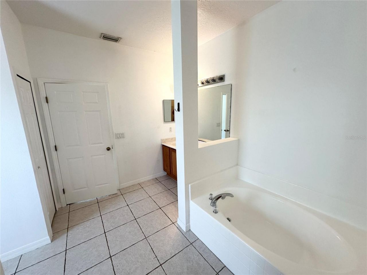 15 Ruth Drive , Palm Coast, FL 32164 Photo