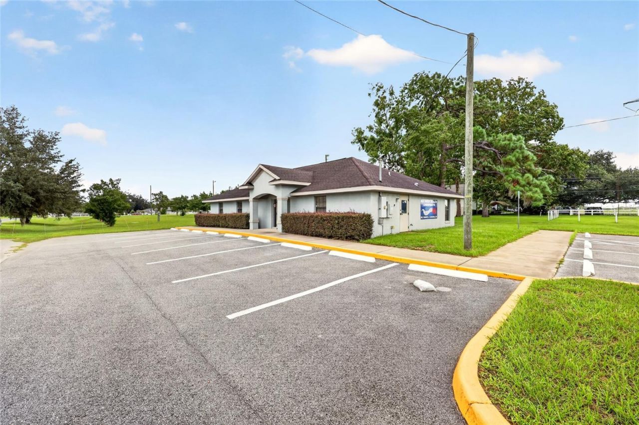 7133 SE Maricamp Road , Ocala, FL 34472 Photo