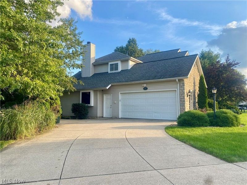 312 Middlestone Way , Cuyahoga Falls, OH 44223 Photo 3