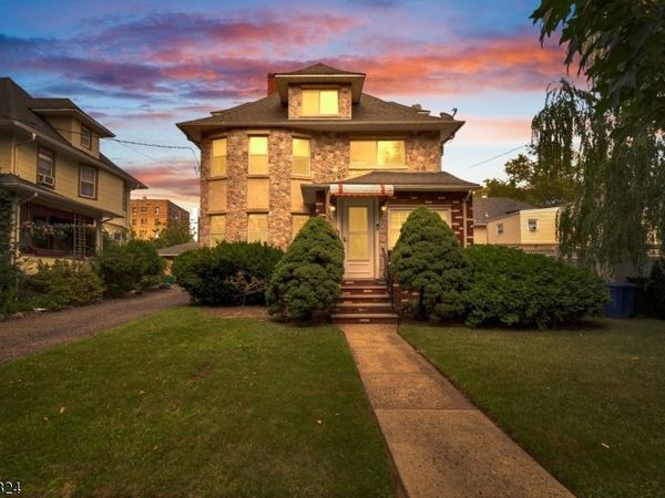 90 Cedar St, Ridgefield Park, NJ 07660