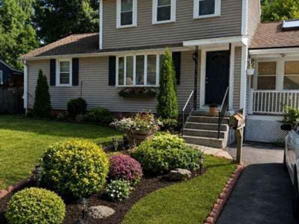 28 Walnut Ter, Avon, MA 02322