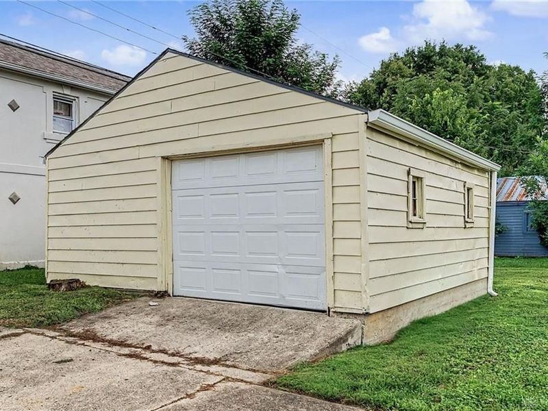 2800 Cadillac Street, Moraine, OH 45439 Photo 4