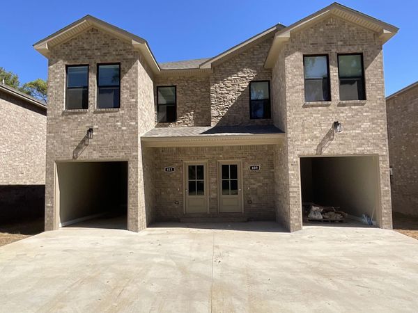 409 & 411 Church Street, Lonoke, AR 72086