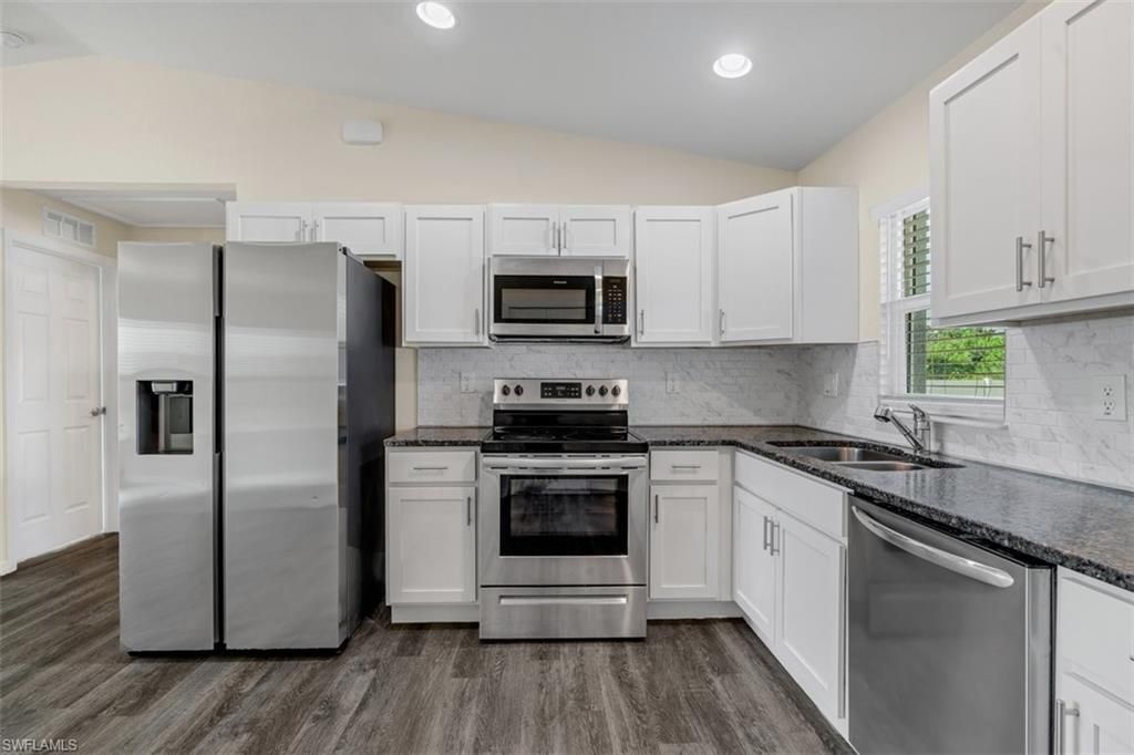 3113 Pebble Ln , Labelle, FL 33935 Photo