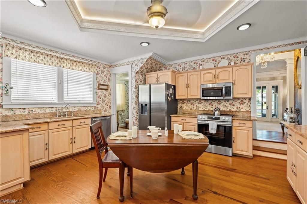 3235 Avocado Dr , Fort Myers, FL 33901 Photo