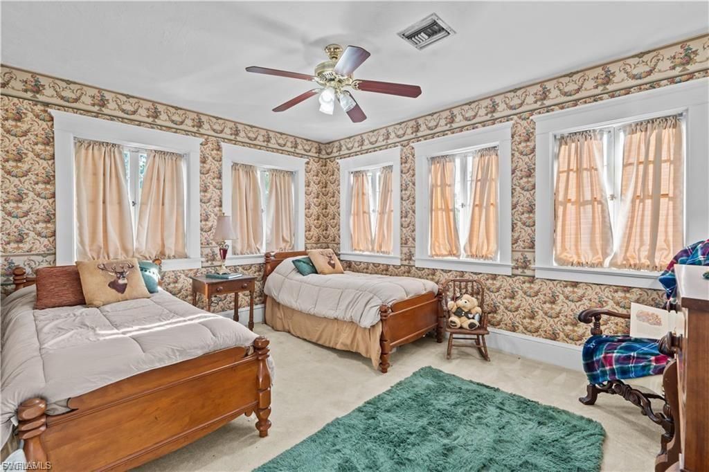 3235 Avocado Dr , Fort Myers, FL 33901 Photo