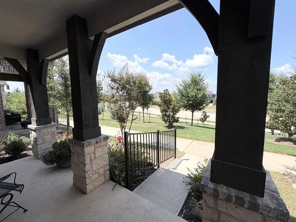 2645 Kings Canyon Mews , Corinth, TX 76210