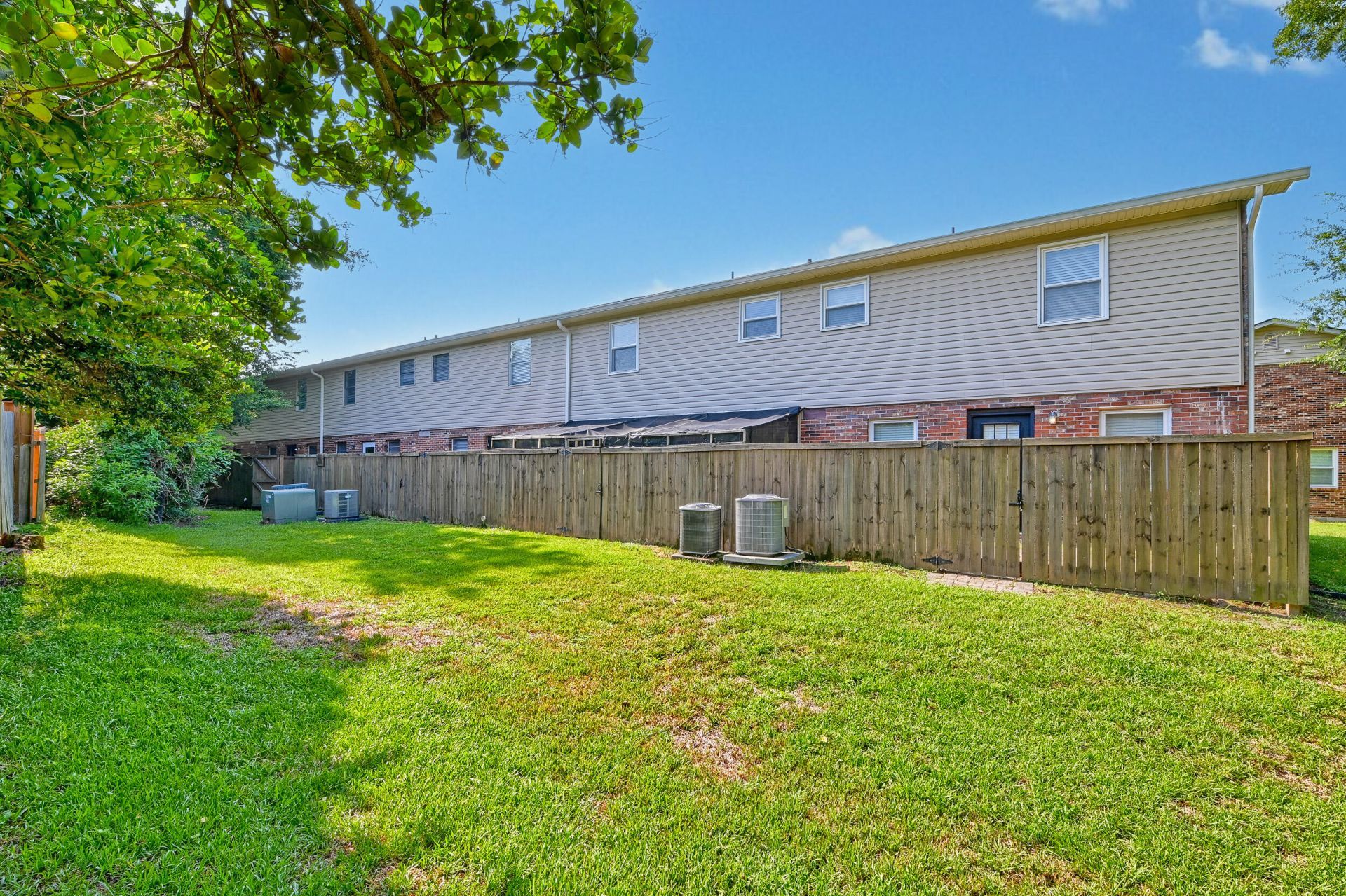415 Parkdale Drive Photo 34