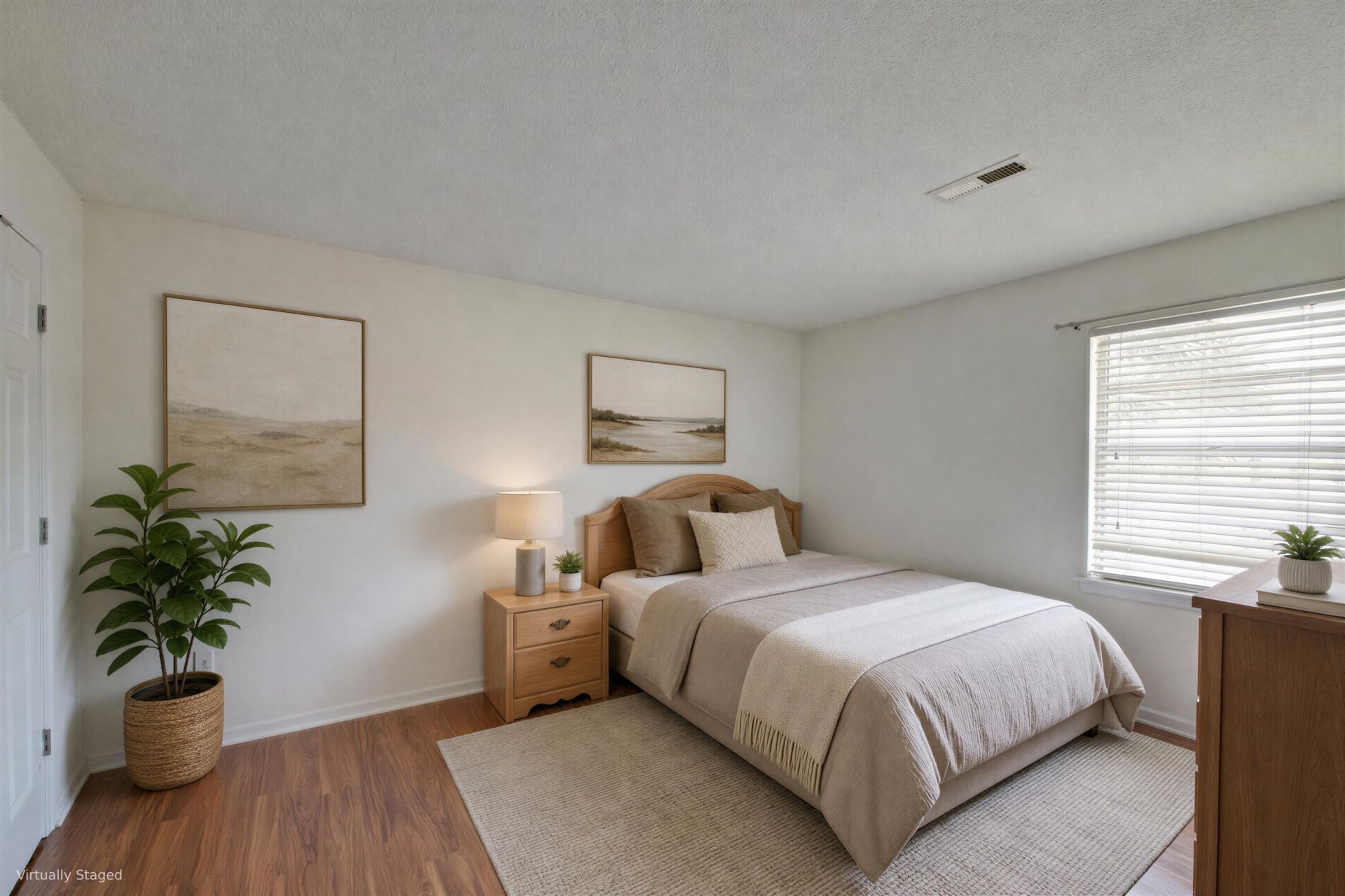 415 Parkdale Drive Photo 9