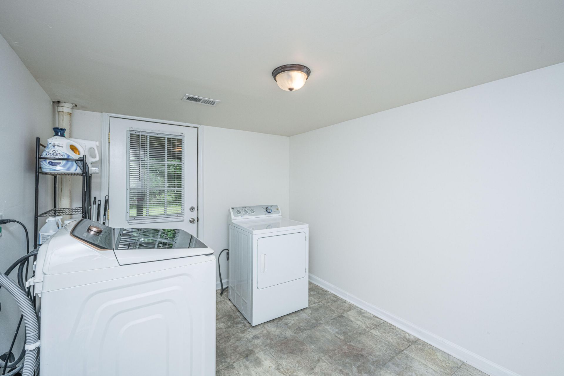 4921 Sierra Court Photo 19