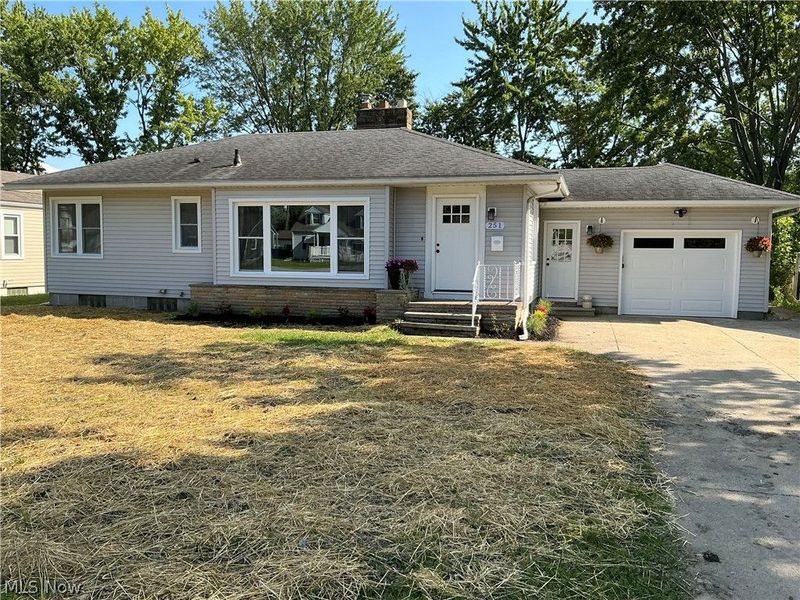 251 Hilliard Road, Elyria, OH 44035 Photo 1