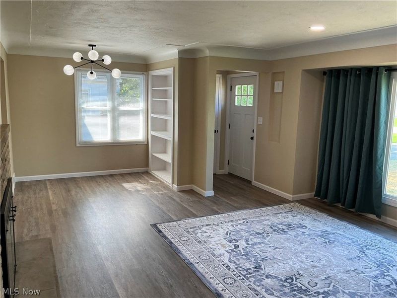 251 Hilliard Road, Elyria, OH 44035 Photo 6