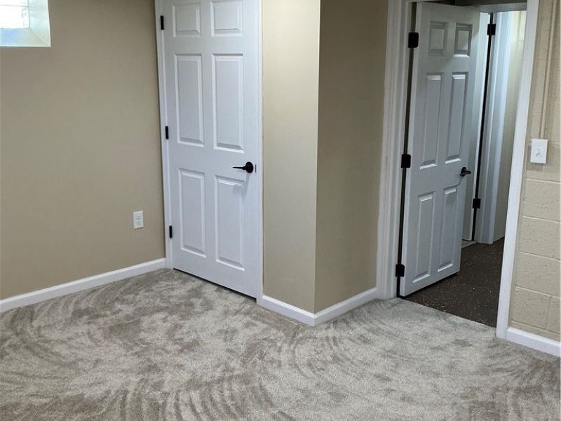 251 Hilliard Road, Elyria, OH 44035 Photo 7