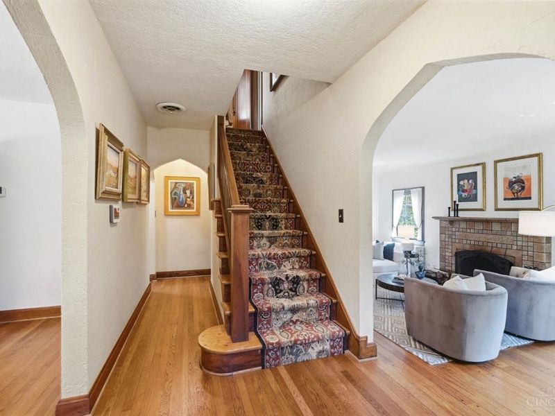 1114 Salisbury Drive, Cincinnati, OH 45226 Photo 5
