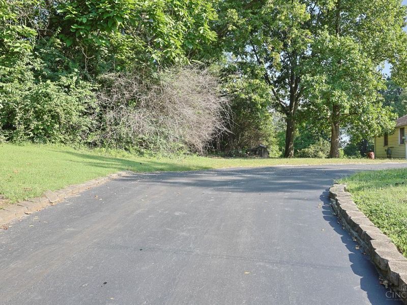 7870 Zion Hill Road, Miami Township, OH 45002 Photo 10