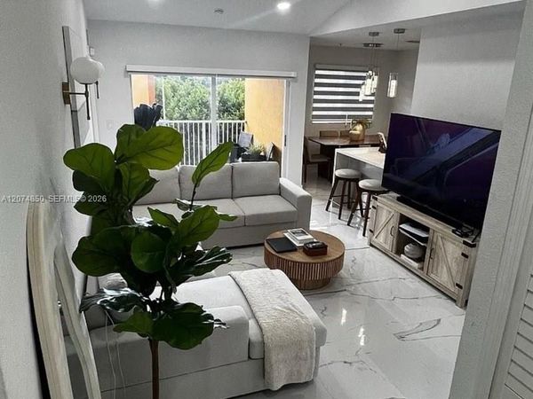 20950 SW 87th Ave, Unit 305, Cutler Bay, FL 33189