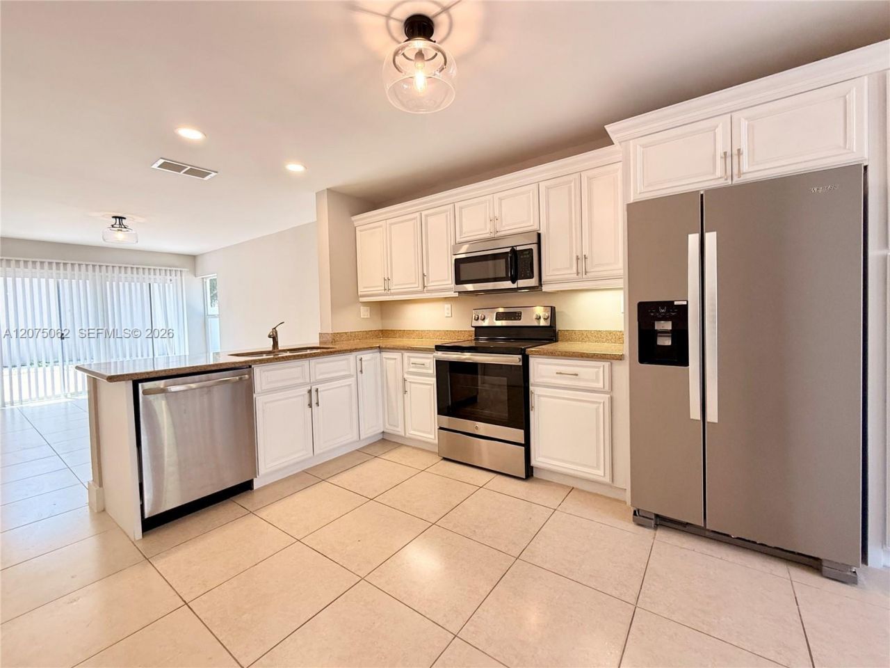1140 Oysterwood St , Hollywood, FL 33019 Photo
