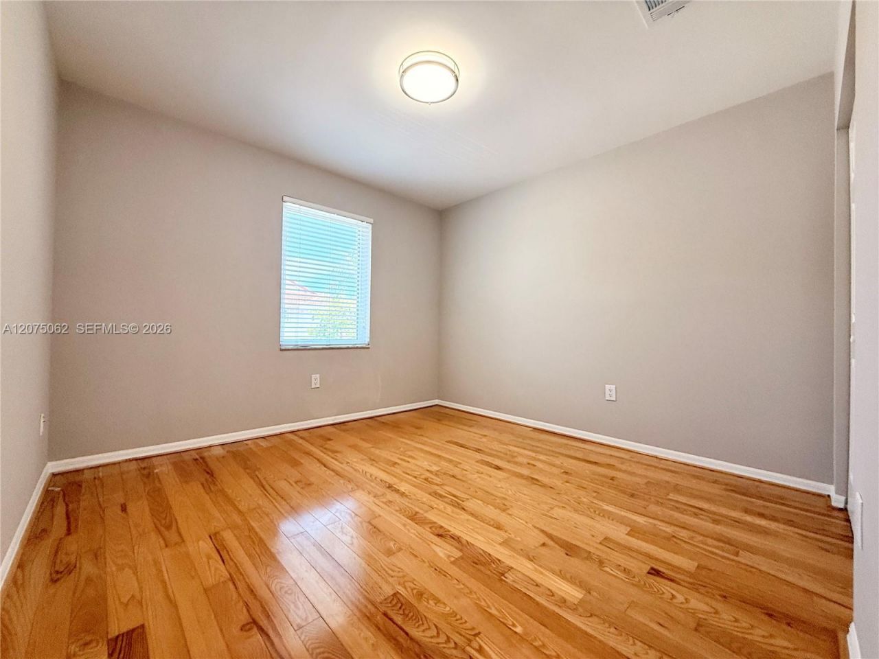 1140 Oysterwood St , Hollywood, FL 33019 Photo