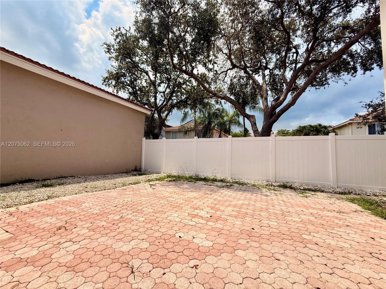 1140 Oysterwood St , Hollywood, FL 33019 Photo