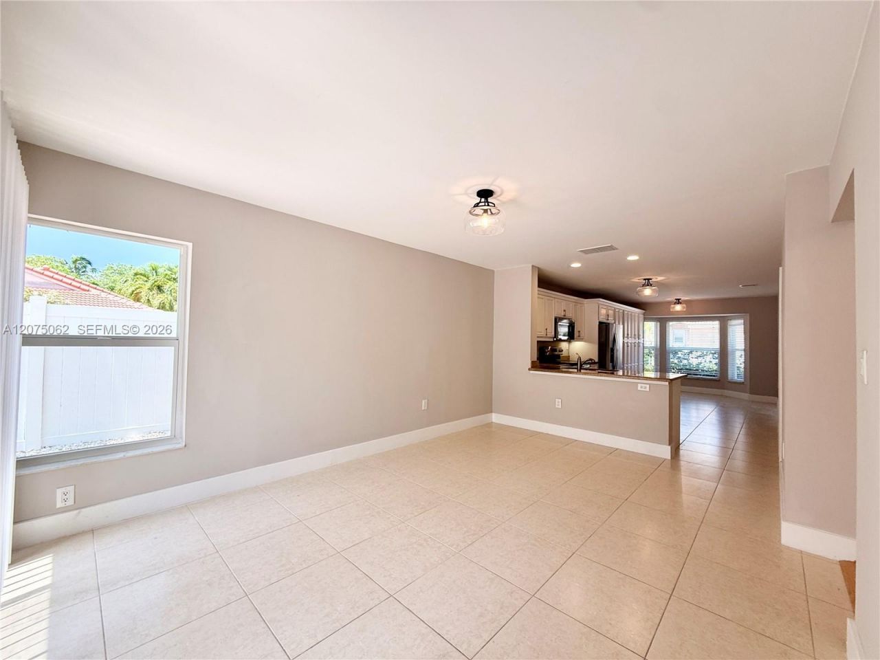 1140 Oysterwood St , Hollywood, FL 33019 Photo