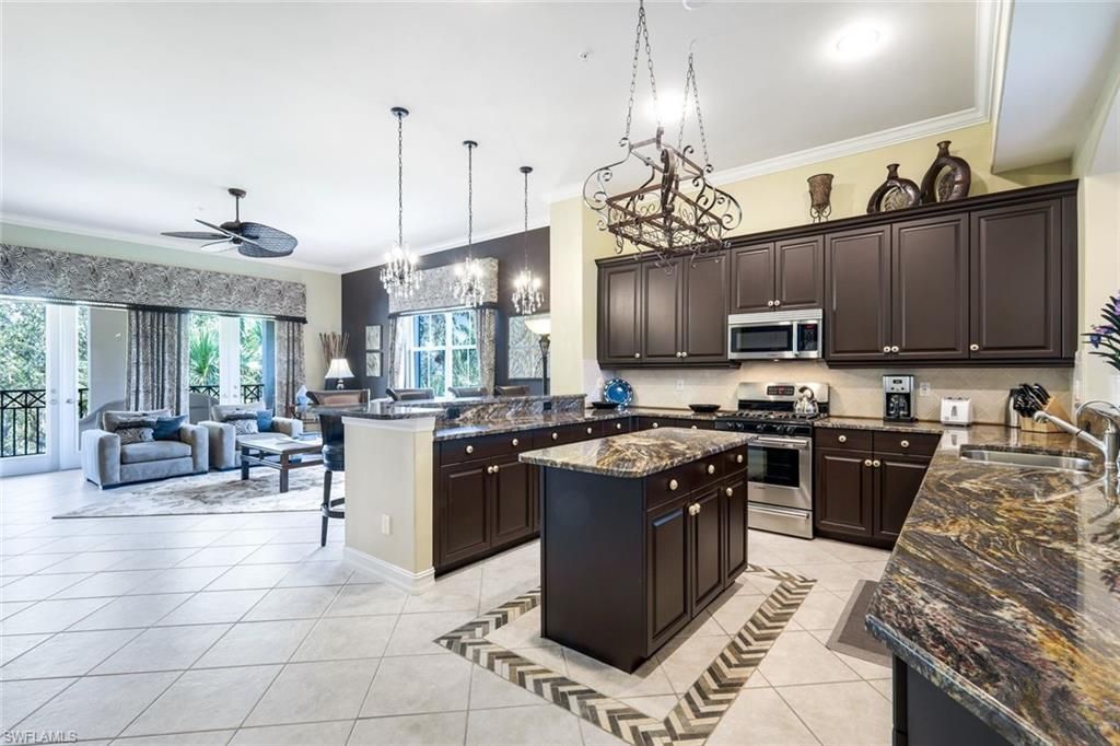 2826 Tiburon Blvd E, Unit 103, Naples, FL 34109 Photo