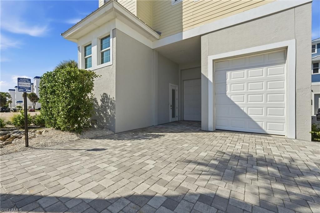 260 Key West Ct, Fort Myers Beach, FL 33931 Photo