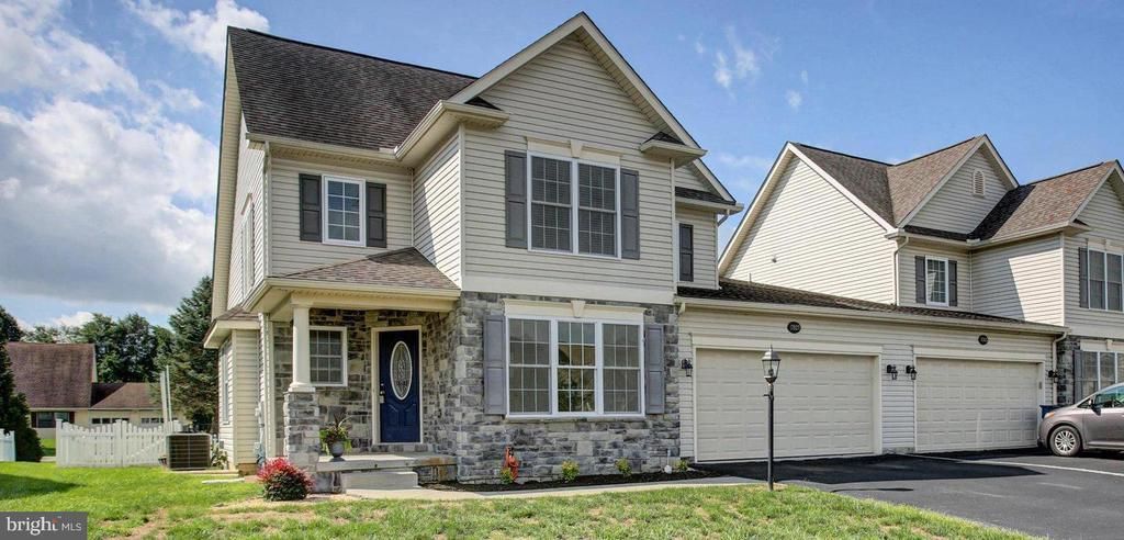 17927 CONSTITUTION CIRCLE, HAGERSTOWN, MD 21740