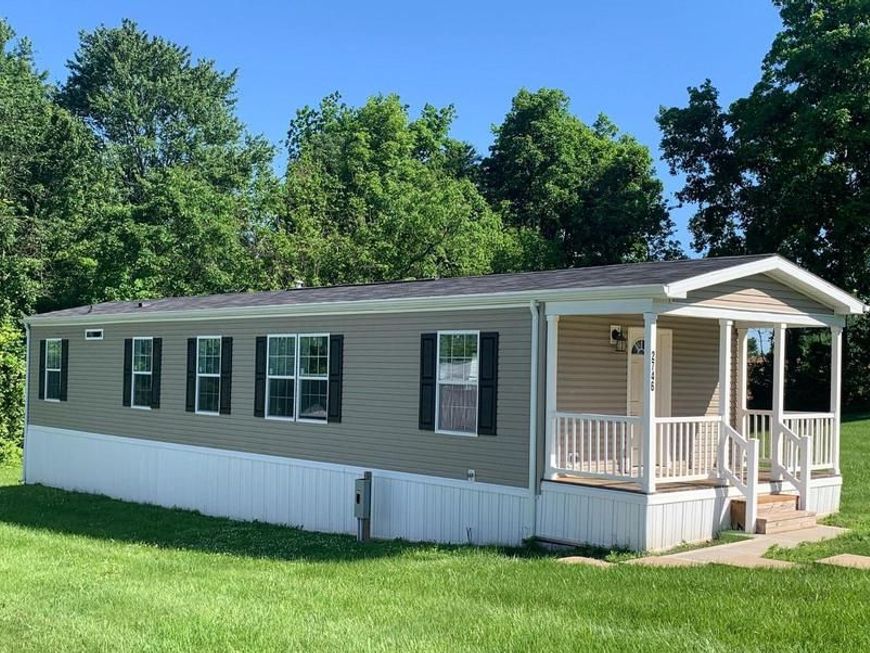 2746 Genna Circle, Dover, PA 17315 Main Photo