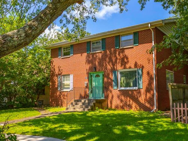 486 Park Avenue, Valparaiso, IN 46385