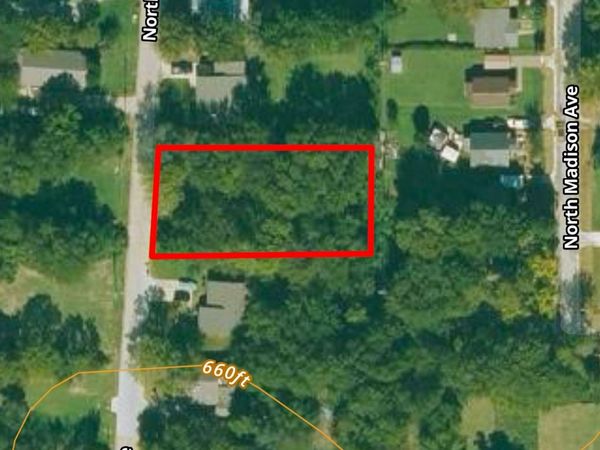 2219 N Lansing Avenue , Tulsa, OK 74106