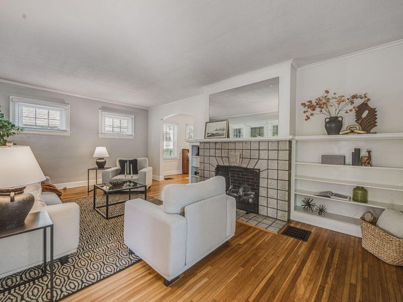 896 S Cassingham Road, Bexley, OH 43209 Photo 12