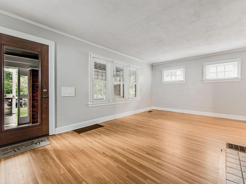 896 S Cassingham Road , Bexley, OH 43209 Photo 14