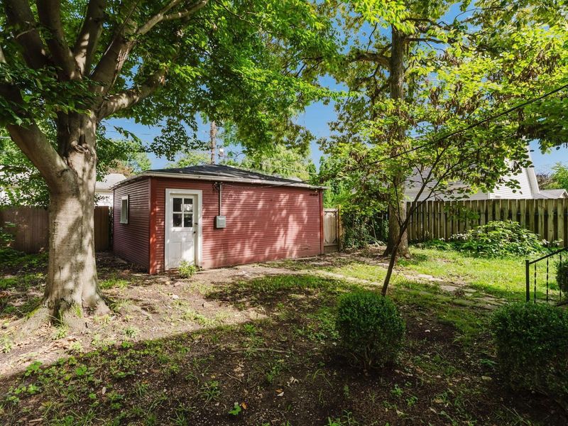 896 S Cassingham Road , Bexley, OH 43209 Photo 53