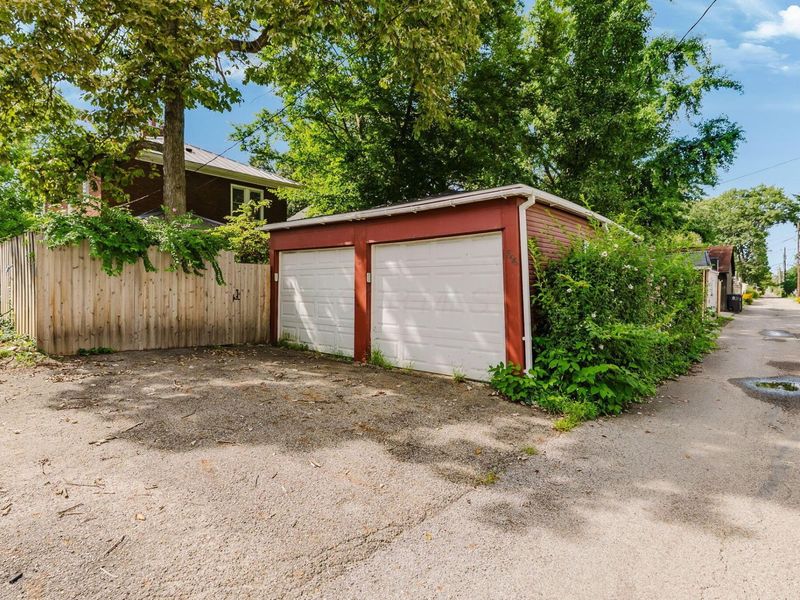 896 S Cassingham Road , Bexley, OH 43209 Photo 54