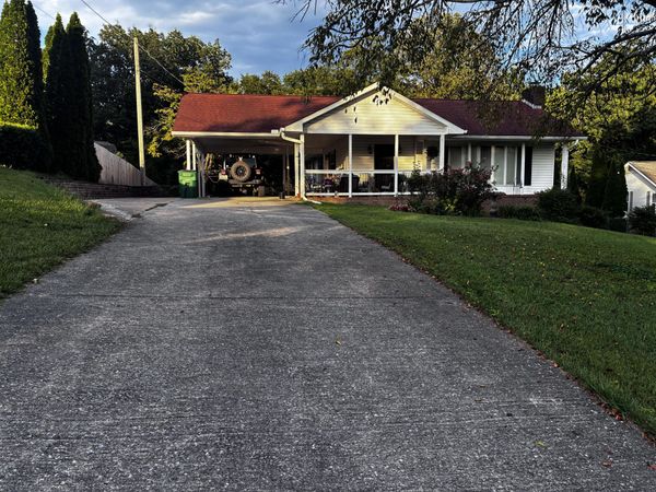 49 Hickory Hill Lane, Ringgold, GA 30736