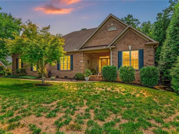 6314 Chesney Way , Whitsett, NC 27377