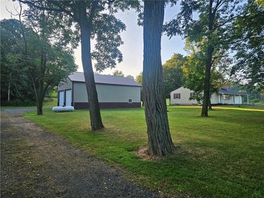 2440 Parker Road , Newark, NY 14513
