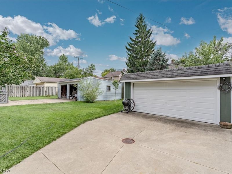 3288 Tullamore Road , Cleveland Heights, OH 44118 Photo 25