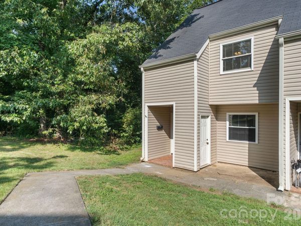 9149 Spyglass Place , Charlotte, NC 28214