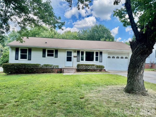 938 Summer Drive, Gastonia, NC 28052